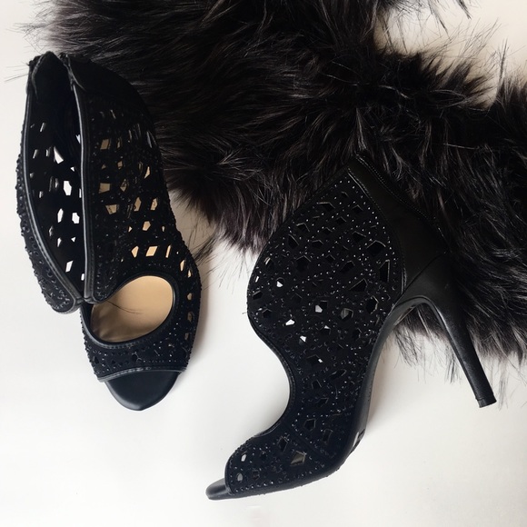 Gianni Bini Shoes - Gianni Bini black studded heeled booties
